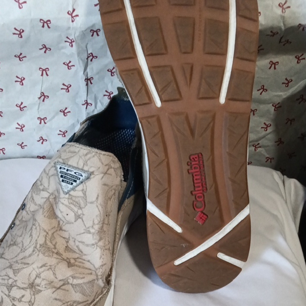 Columbia Men's Loafers - Cream and Navy